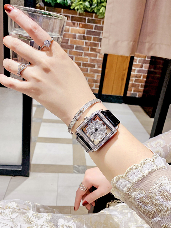 蒂玮娜新品时尚奢华重工方形手表女时来运转大...