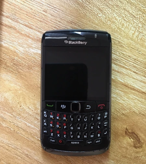 黑莓8980手机，曾经的王者！触控键非常灵...