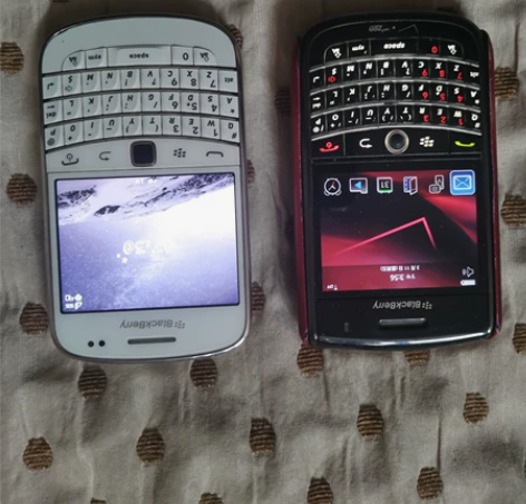 黑莓手机，9900，9630 正常使用，功...