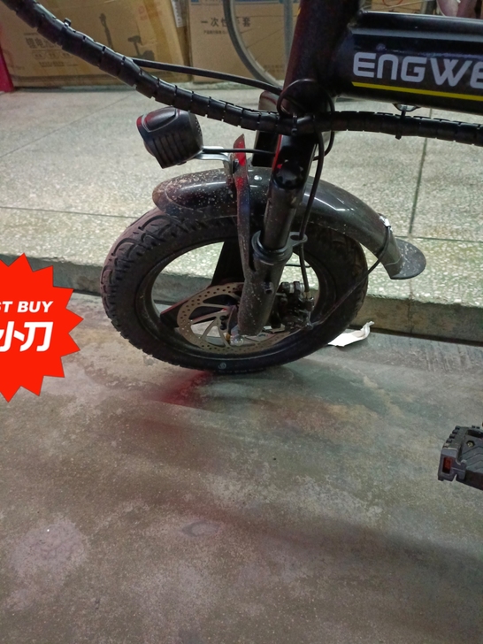 刚刚新买的，因为代驾公里数太少，想换一个大的