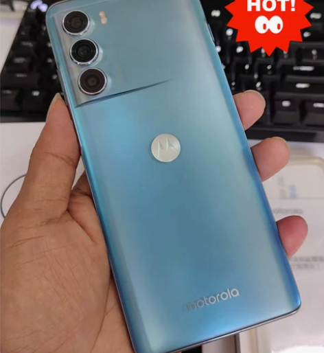 摩托罗拉moto edge S30 骁龙8...