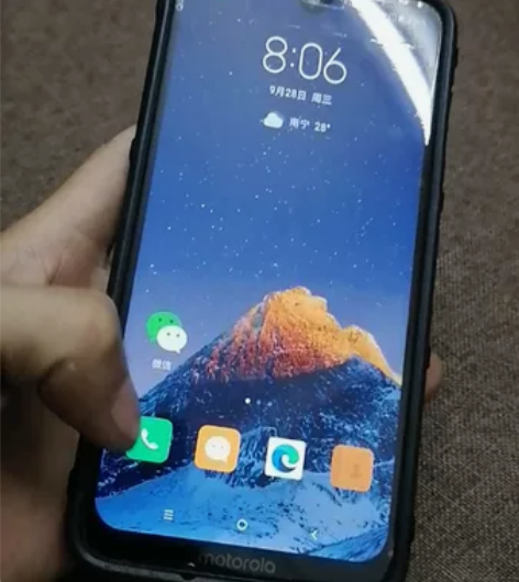 摩托罗拉G7 plus，4+128的配置，...