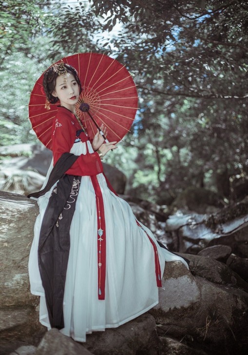 锦江复古安炎齐胸汉服