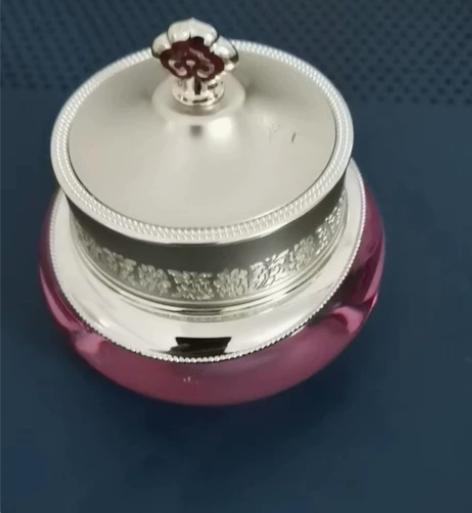 水妍面霜 仅用过一次 我油皮用着太油了 今...
