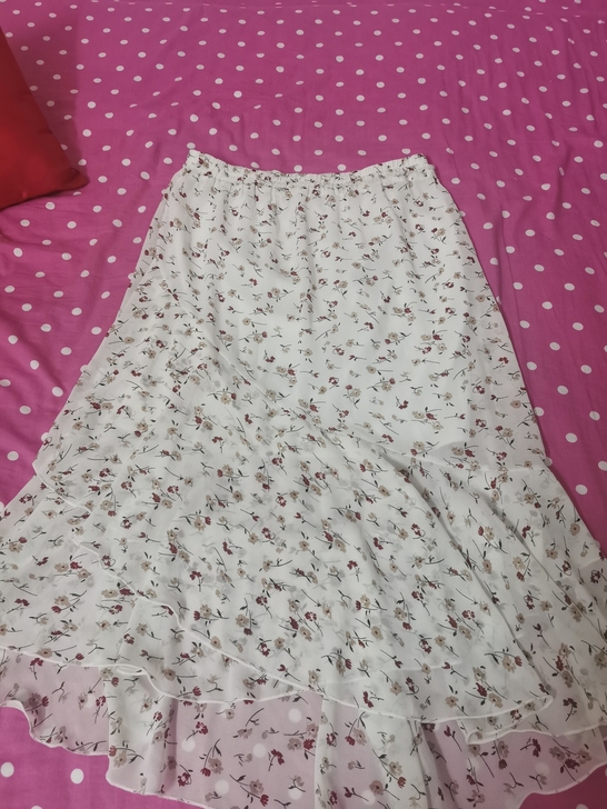 碎花半身裙，全新的