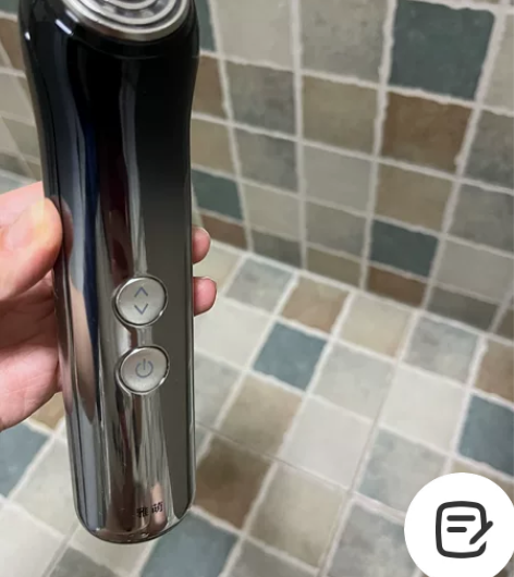 雅萌ACE美容仪，购买记录图四，只充过一次...