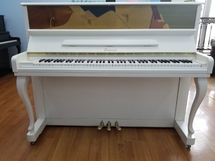 原装进口二手钢琴,韩国原产三益钢琴概念琴