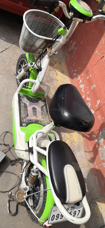 远景电动车，成色很新，550元高密自取。