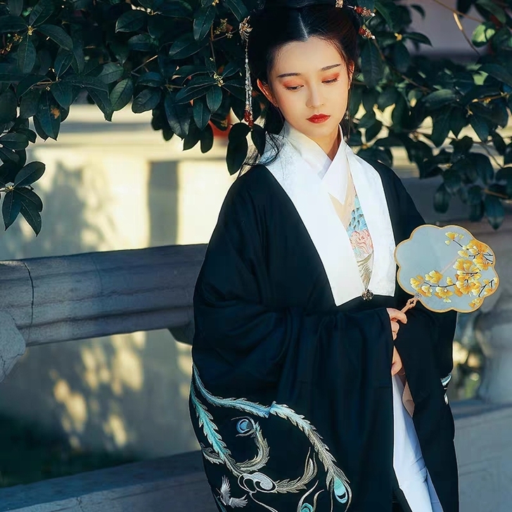 【凤来仪全新大全套】【交领马面大袖衫】