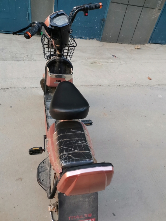 亮咖新国标小型电瓶车48V12A超威/天能...