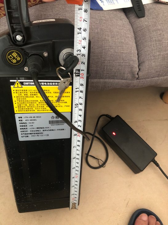 原装折叠自行车48v15a锂电池几乎全新,...