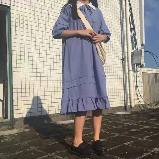 商品~荷叶摆中长款蓝色连衣裙