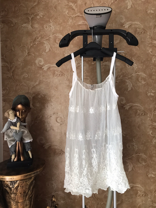 全新欧货意大利重工刺绣小吊带背心：全新，实...