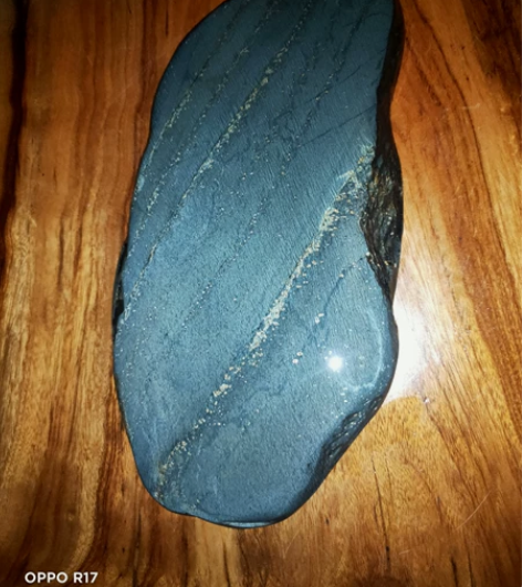 金星仔石尺寸:22*10*2cm 质地细腻...