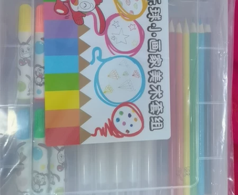 巧虎可乐球小画家美术套装,包含水彩笔,蜡笔...