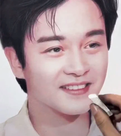 画像定制素描彩铅人像定制手绘人像人物肖像画...