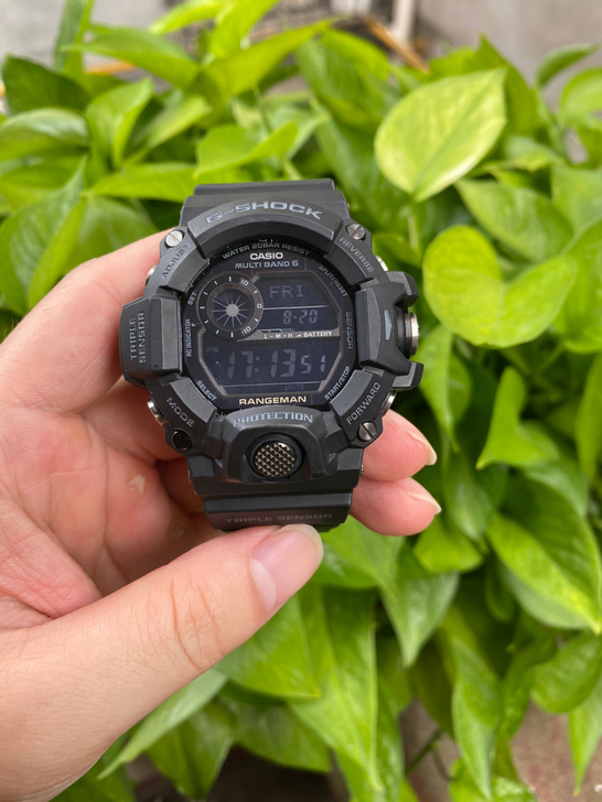 卡西欧GW9400电波黑猫人手表
