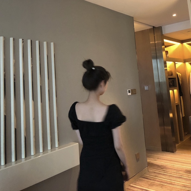 连衣裙
