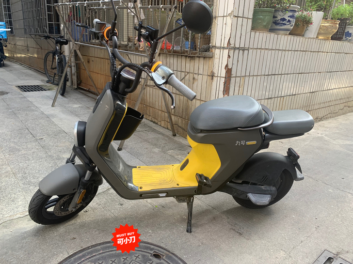 九号C80，二月份买的，后轮已换防滑胎，极...