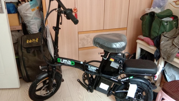 代驾电动车，续航150公里几乎全新
