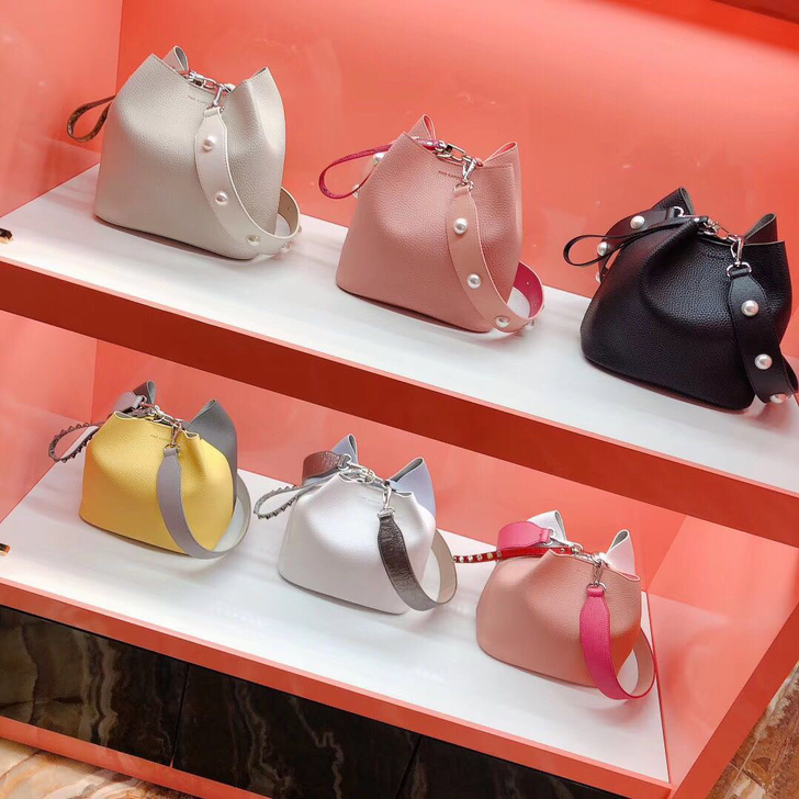 FIND KAPOOR（箱包）女士包袋韩国...