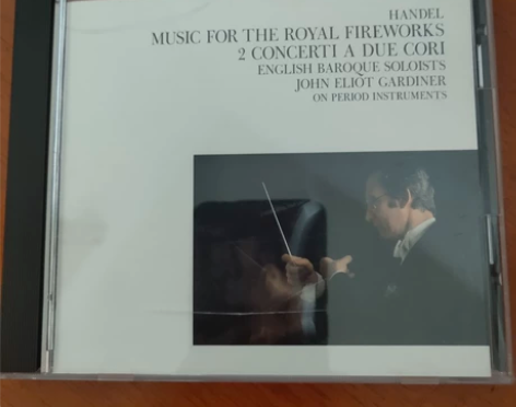 古典音乐CD唱片,成色版本图片自鉴,售出不...