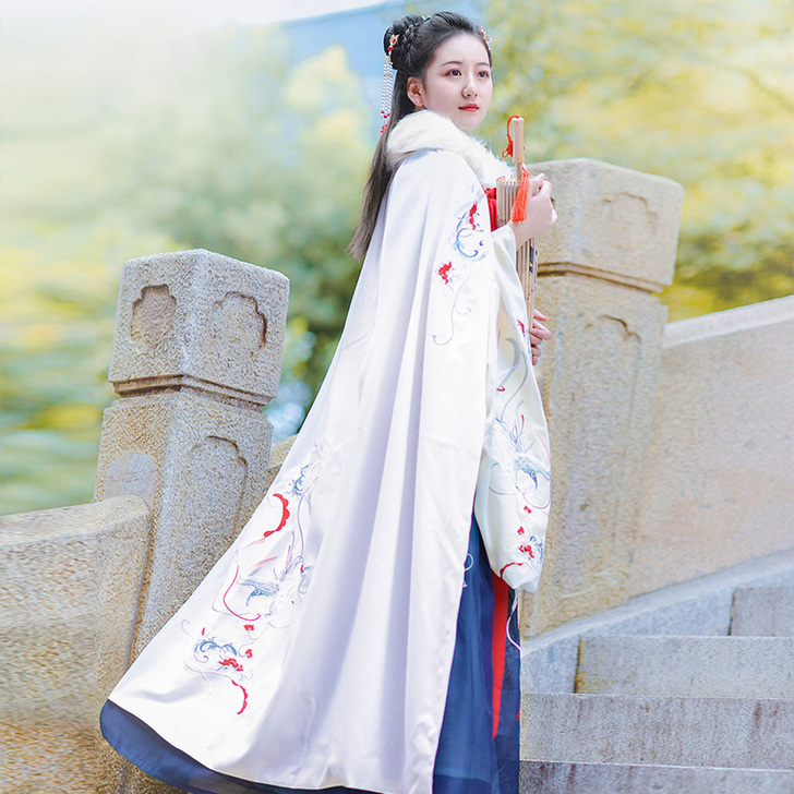 如梦霓裳汉服女斗篷青鸾长款加绒保暖披风绣花...