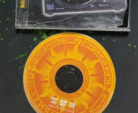 CD:外国说唱音乐，裸碟替代包装，已经试听...