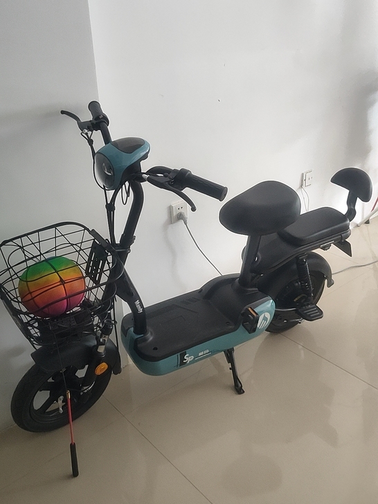 爱玛电动车，闲置物品，未动