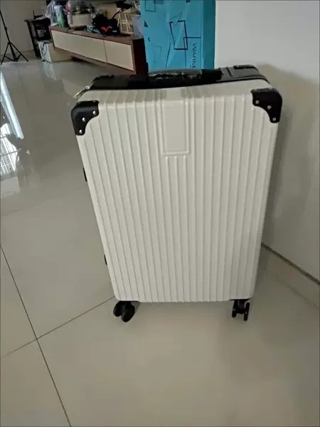 26寸行李箱便宜卖