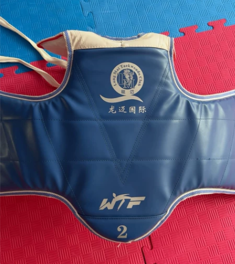 跆拳道护具 几乎全新 很多 诚者入! 可...