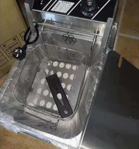 低价出几台油炸锅商用电炸炉电炸锅家用加厚薯...