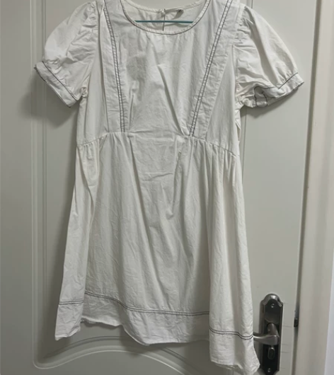 秋季奶系穿搭长袖连衣裙女2022新款法式氛...