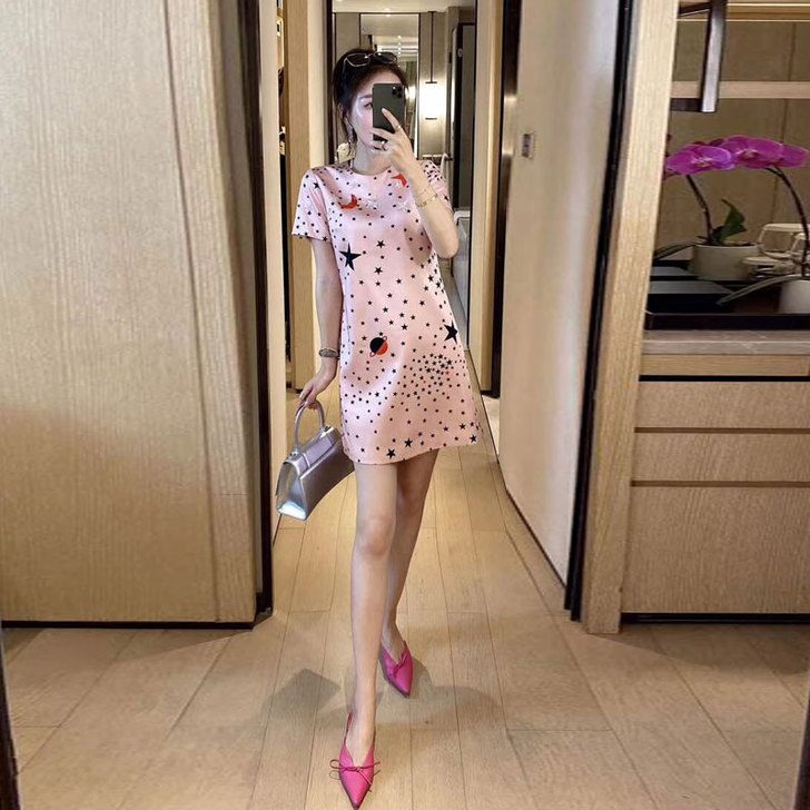 法式气质温柔裙夏季新款小个子女装星星印花A...