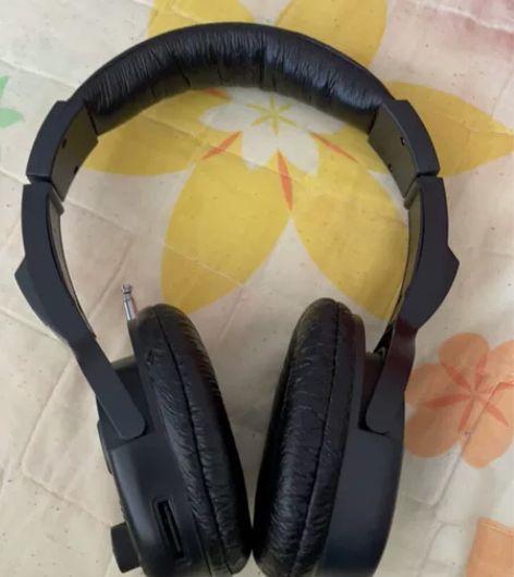 英语四六级调频耳机 品牌：有志  32包邮...