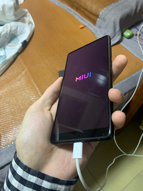 小米mix2 664 自用机 没有充电器了...