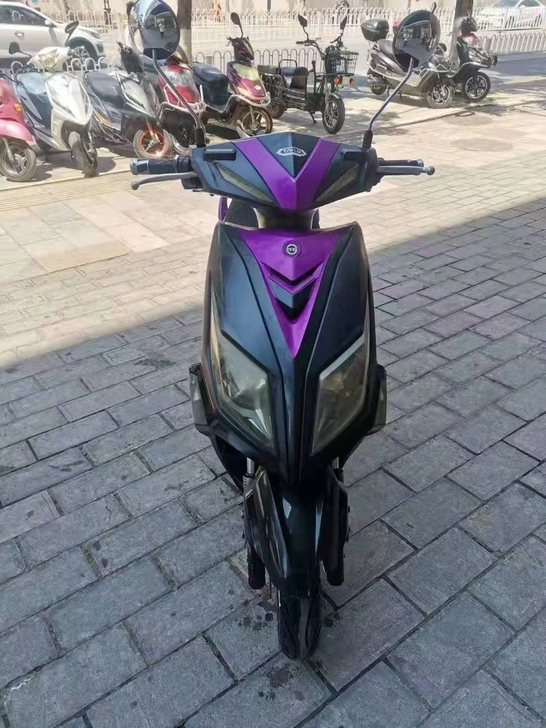 72伏20安台铃青蜂侠电动车，车子8成新，...
