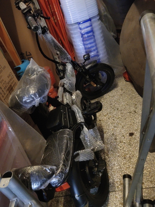 名顶电动车，48伏，有三档位调速，有定速功...