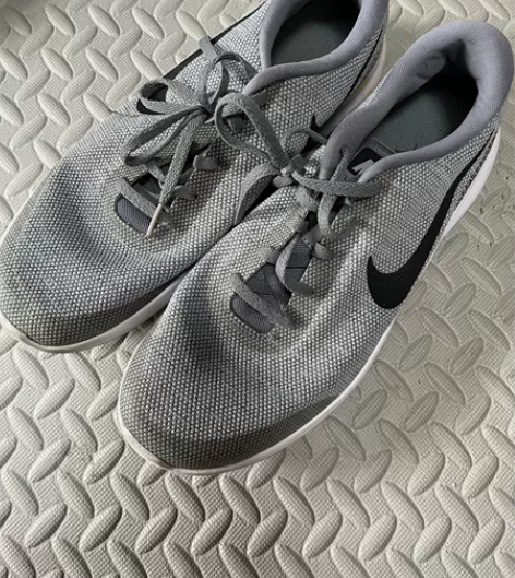 耐克运动鞋男士44码 感兴趣的话点“我想要...