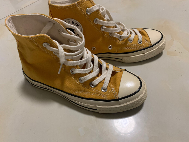 穿过几次，不适合自己，一直放着，图片是原相...