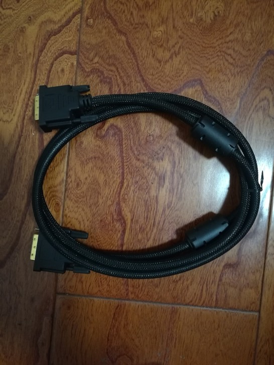 全新DVI线1.5米，没有使用过。要的联系