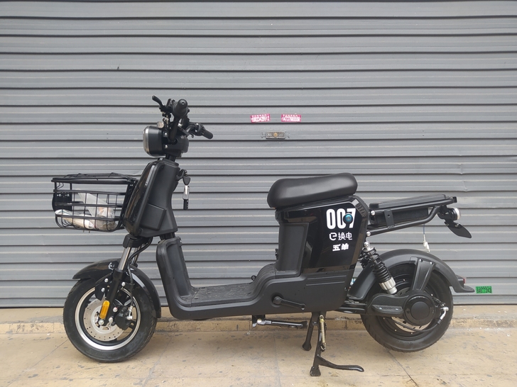 全新五羊007电动车（黑色）-1600元