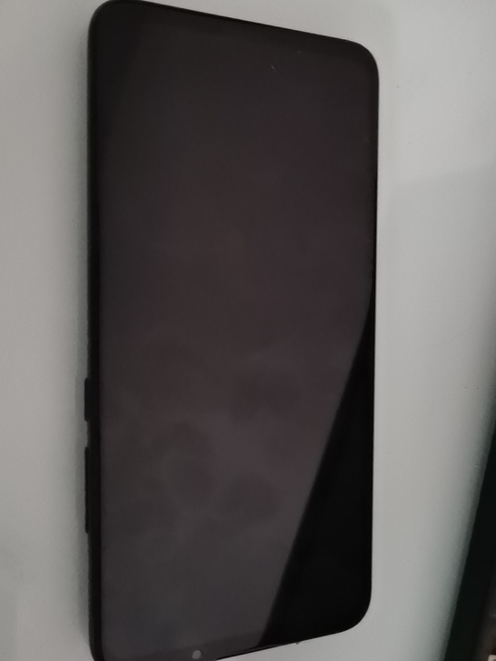 魅族16t屏幕3分钟前摔坏的,8+128