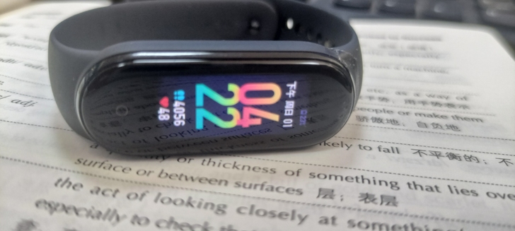 小米手环5标准版,屏幕划痕没办法,功能正常...