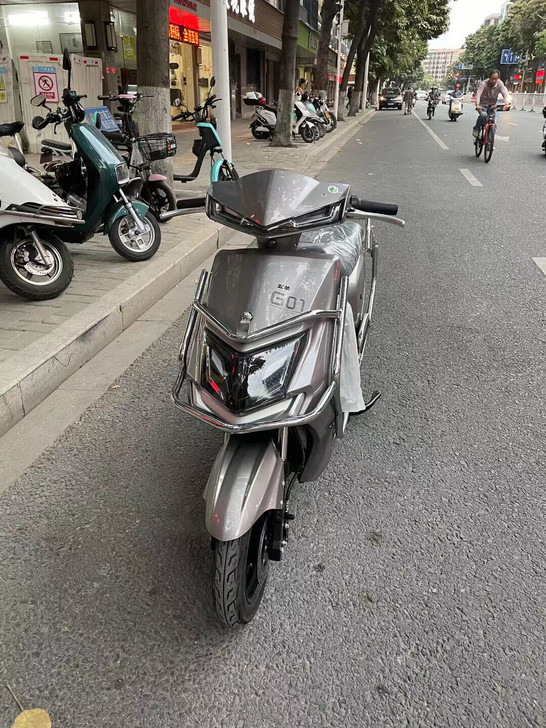 新款五羊鹰王热销款来啦。前后碟刹  一键启...