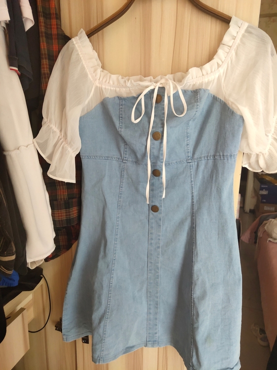闲置衣服