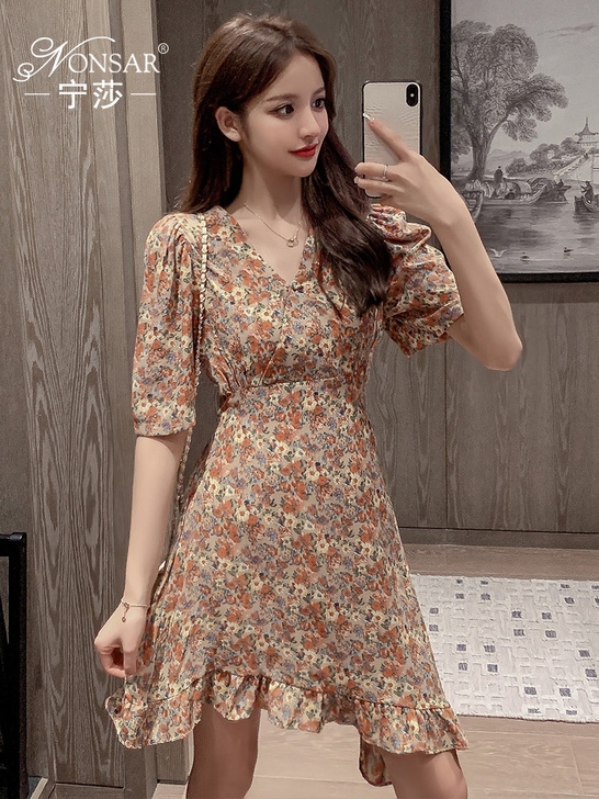 宁莎法式小众2020夏季时尚新款碎花名媛复...