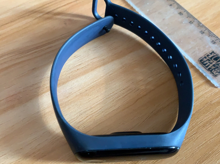 小米手环，功能正常，售出不退。