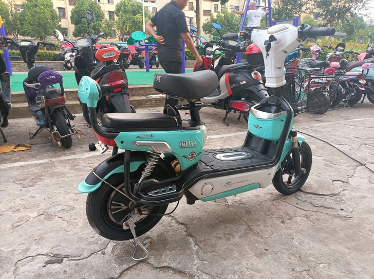 精品二手电动车，上下班代步神器，价格不贵，...