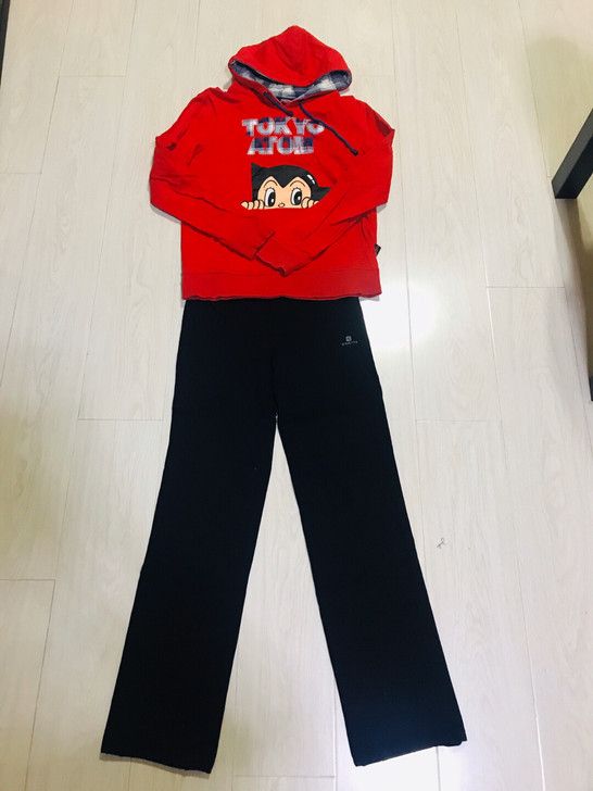 铁臂阿童木带帽卫衣，165码，50元